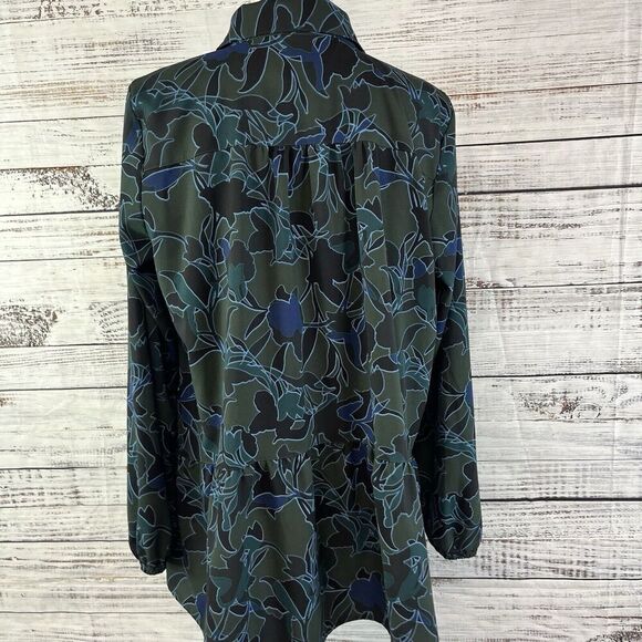LOGO Lori Goldstein Blouse Tunic size Medium Olive Green Blue Floral Ruffle Slim - Picture 11 of 12